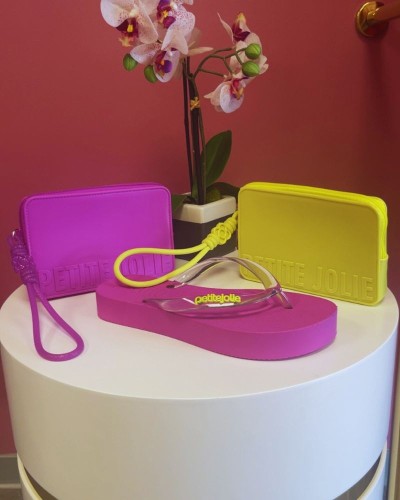 Tong compensée Petite Jolie fuchsia – Mode femme Guadeloupe